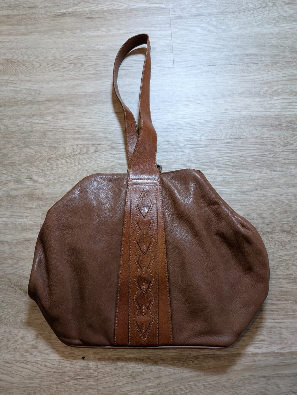 Liz Claiborne Brown Leather Hobo Shoulder Bag Slouchy Pebbled Adjustable Strap